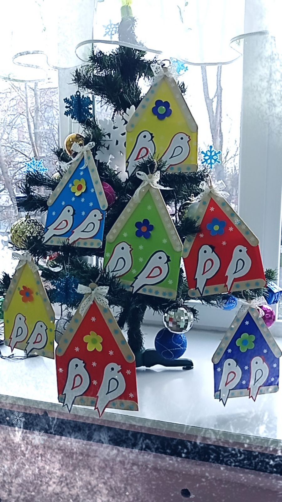 Omagiu adus lui Mihai Eminescu de către copiii IET nr. 52